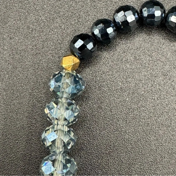 NWOT Erimish Faceted Blue  Grey Crystal Stacking Bracelet with Gold Accents - Picture 9 of 11